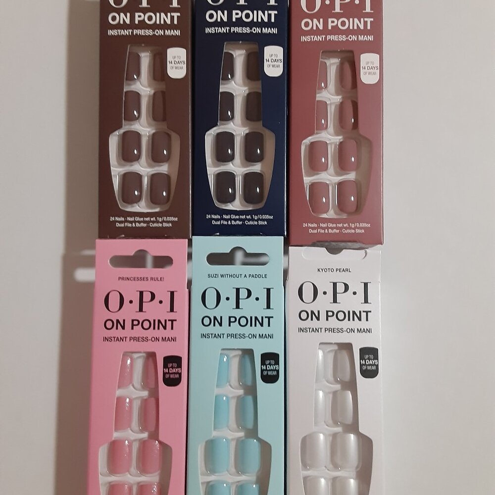 O.P.I - Glue on Nails